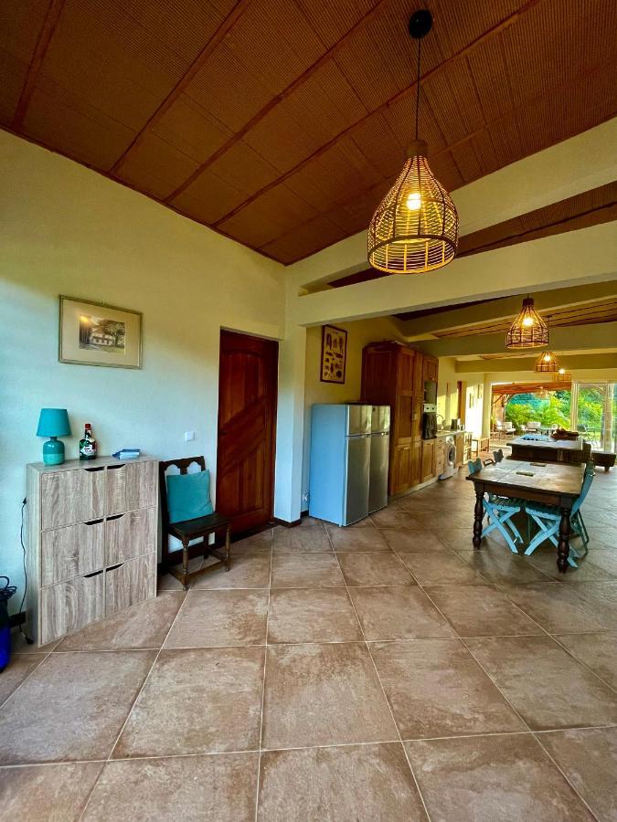 Chambre Et Sdb Privative Ylang Ylang Vue Mont Pelee Dans Maison Partagee Le Morne-Rouge Eksteriør bilde